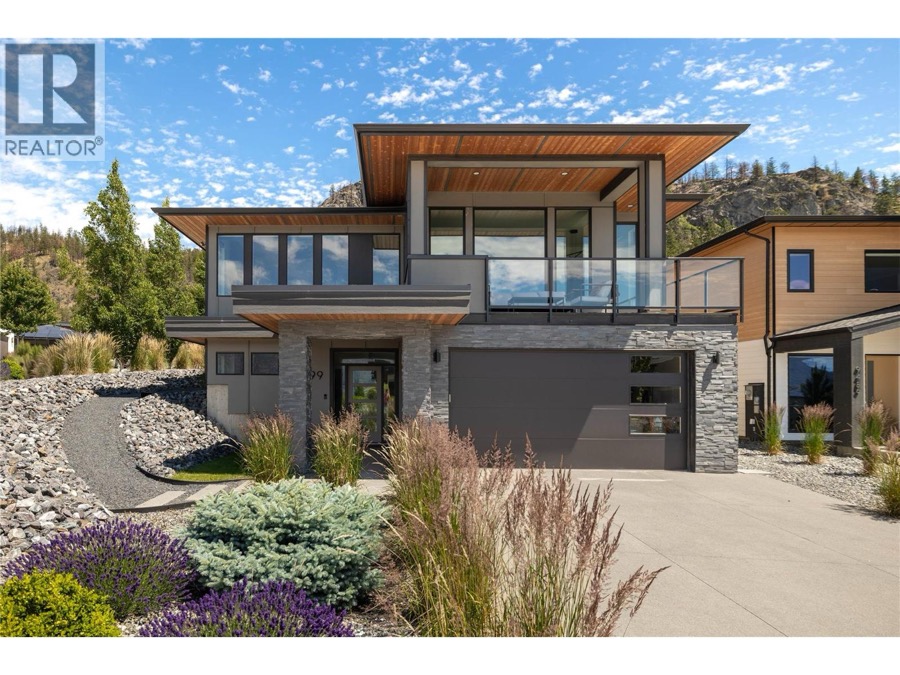 9499 Ledgestone Road, Lake Country