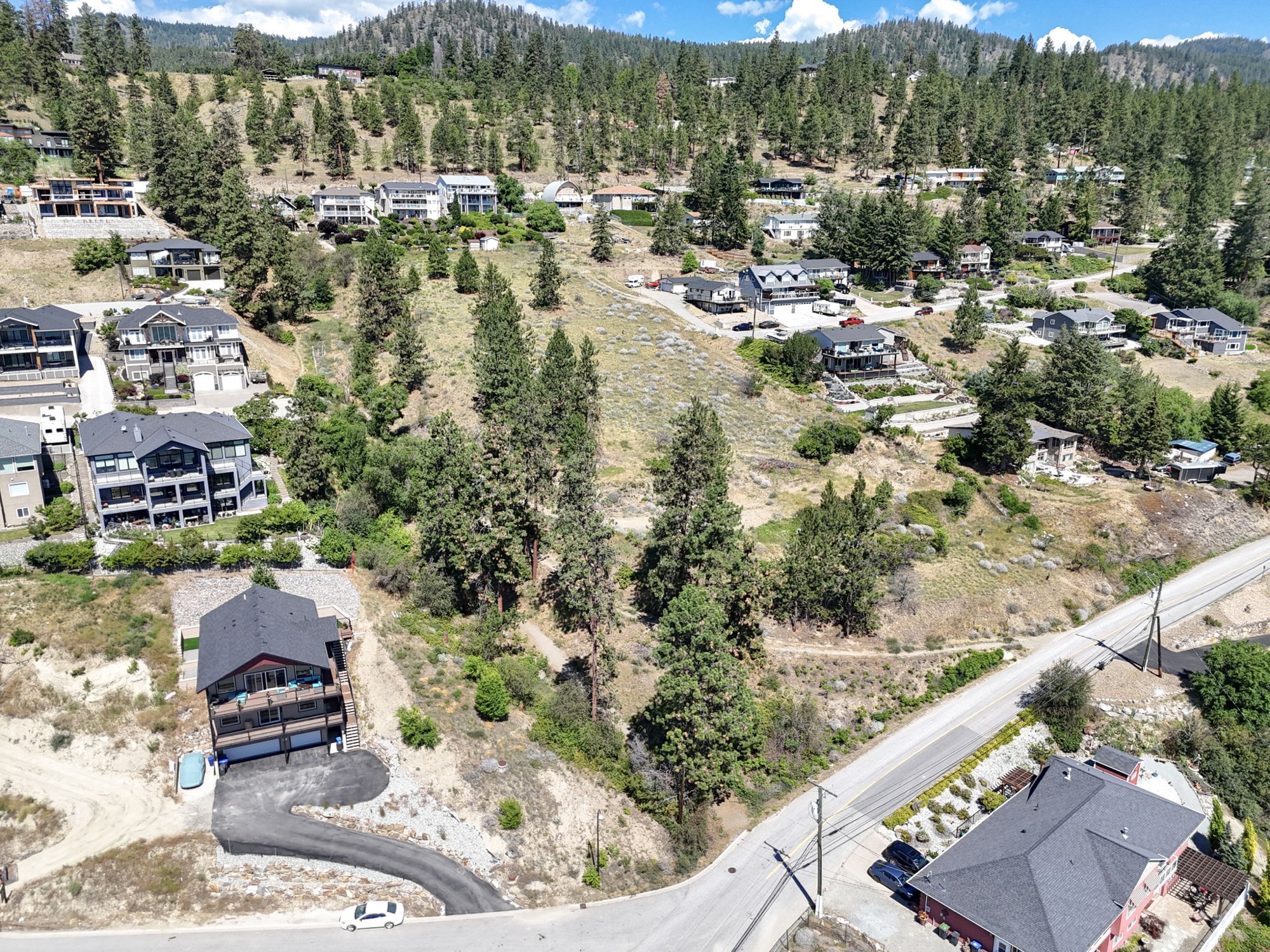 6446 Renfrew Road photo 18